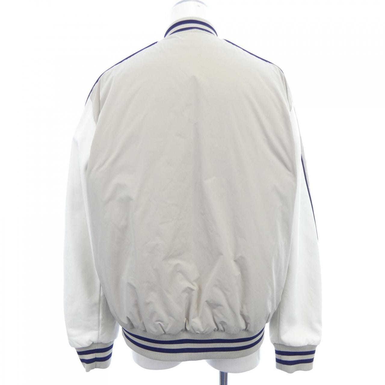 モンクレール MONCLER DETIAN ダウンジャケット