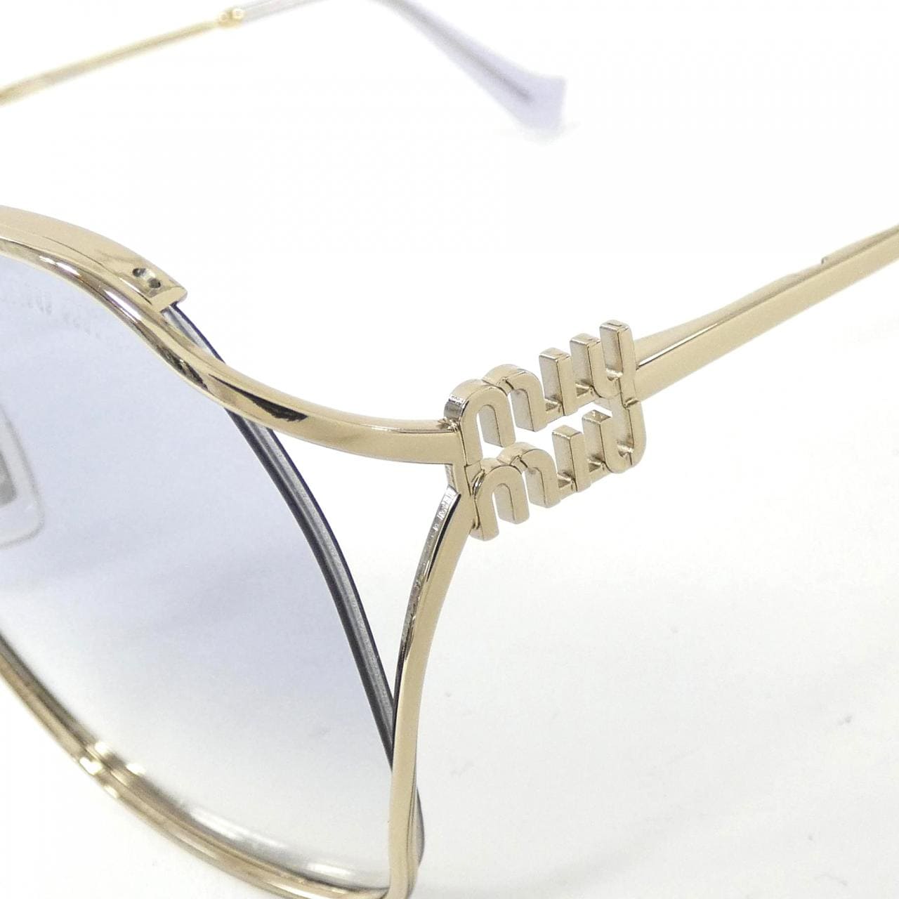 MIU MIU SMU52W Sunglasses