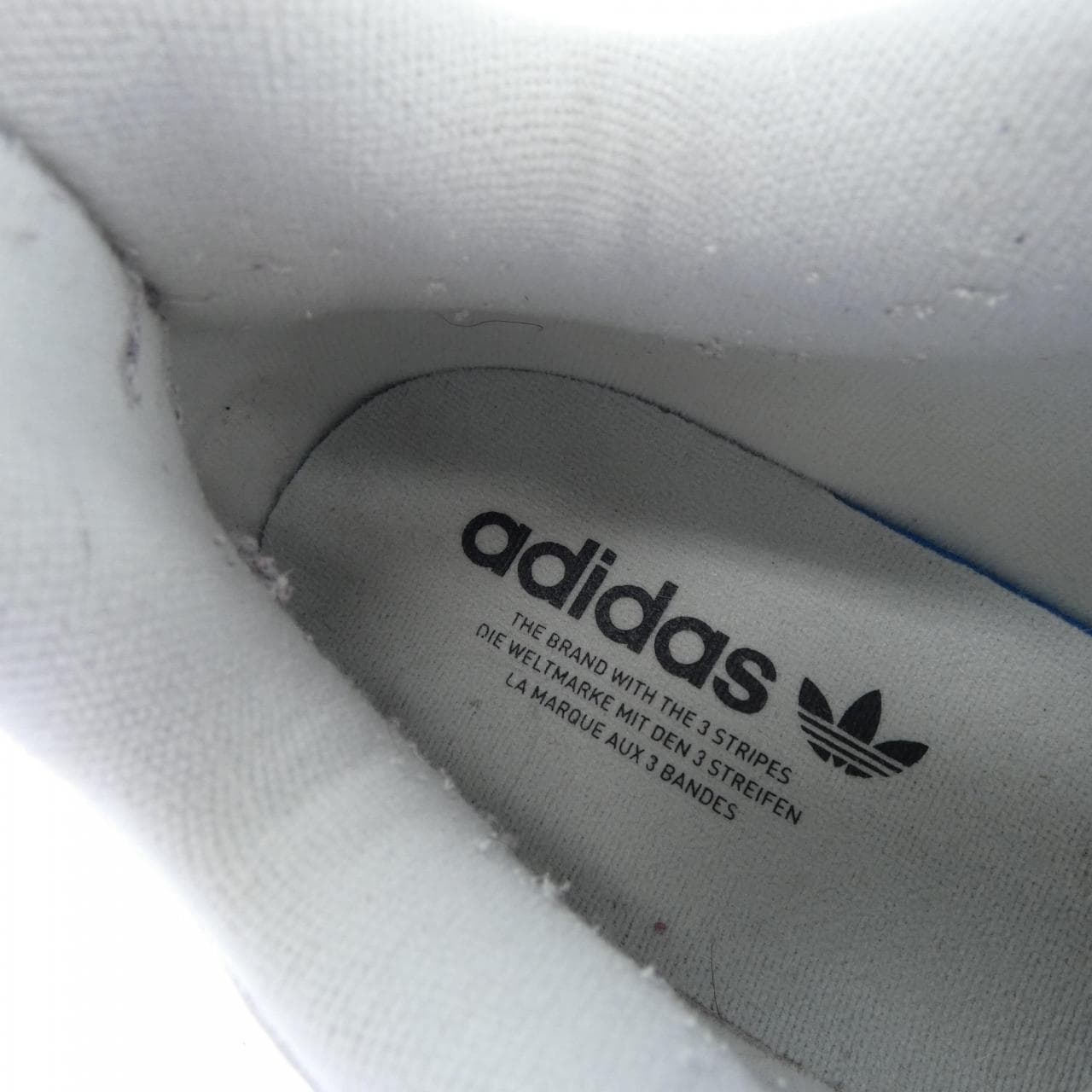 アディダス ADIDAS YUNG-1 スニーカー