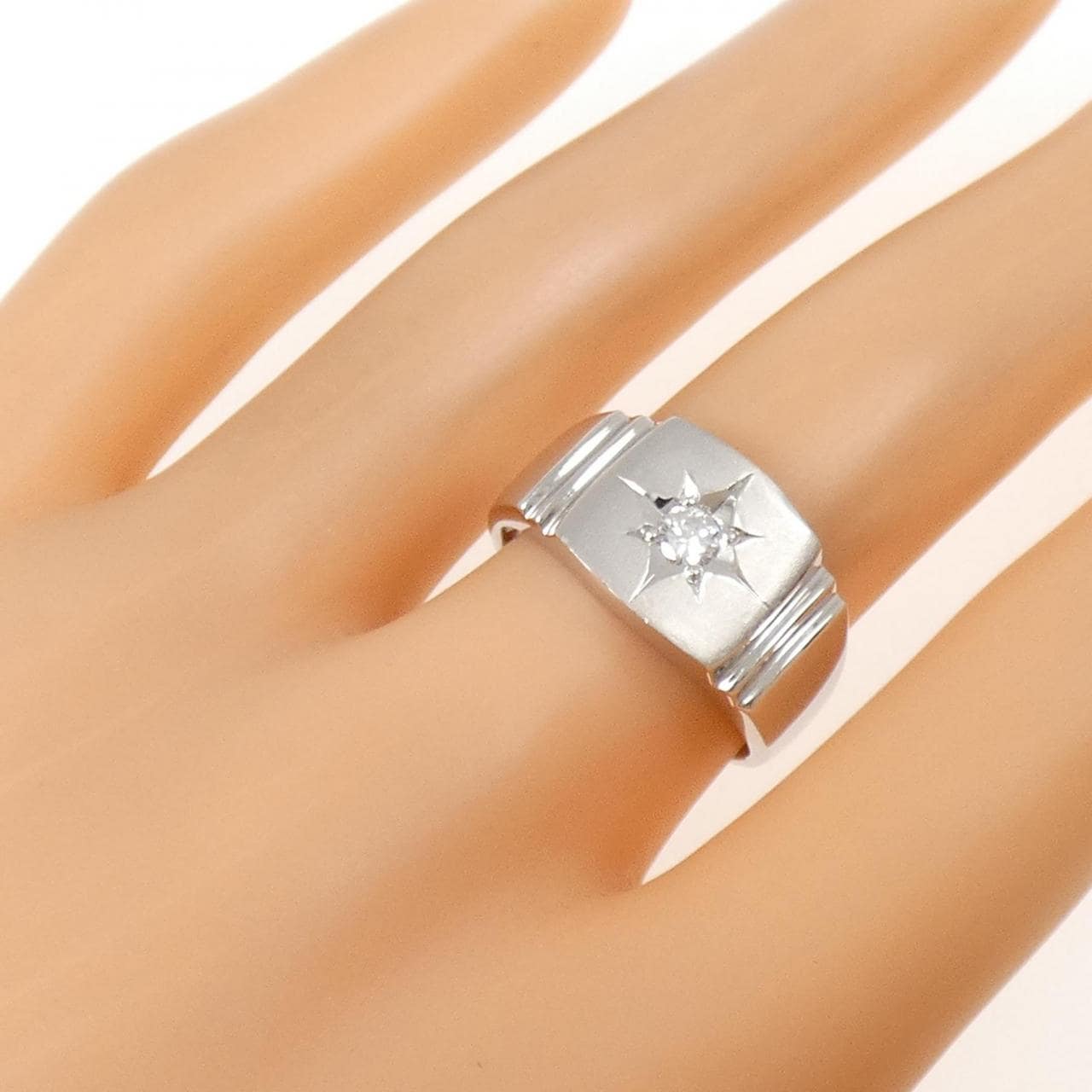 PT900 印台 ダイヤモンド リング 0.15CT