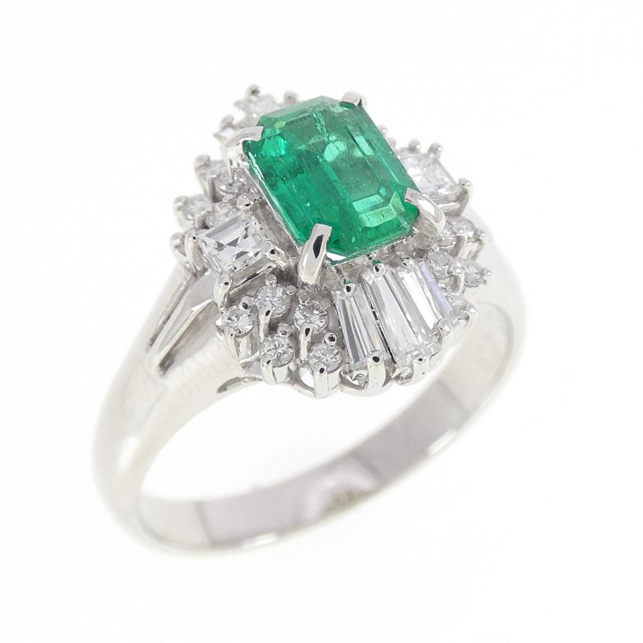 PT900 エメラルド リング 0.53CT
