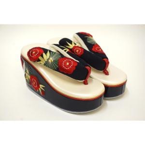 【新品】女草履　松竹梅　Ｆサイズ