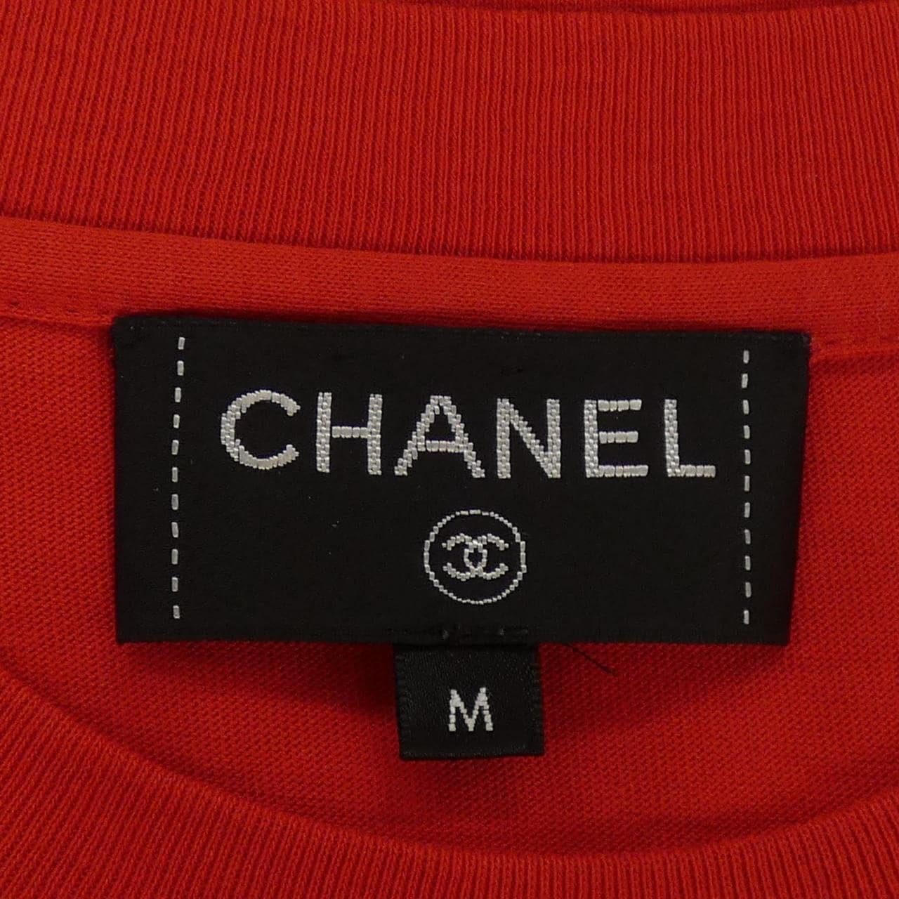 シャネル CHANEL PHARRELL WILLIAMS P61052K46833 Tシャツ