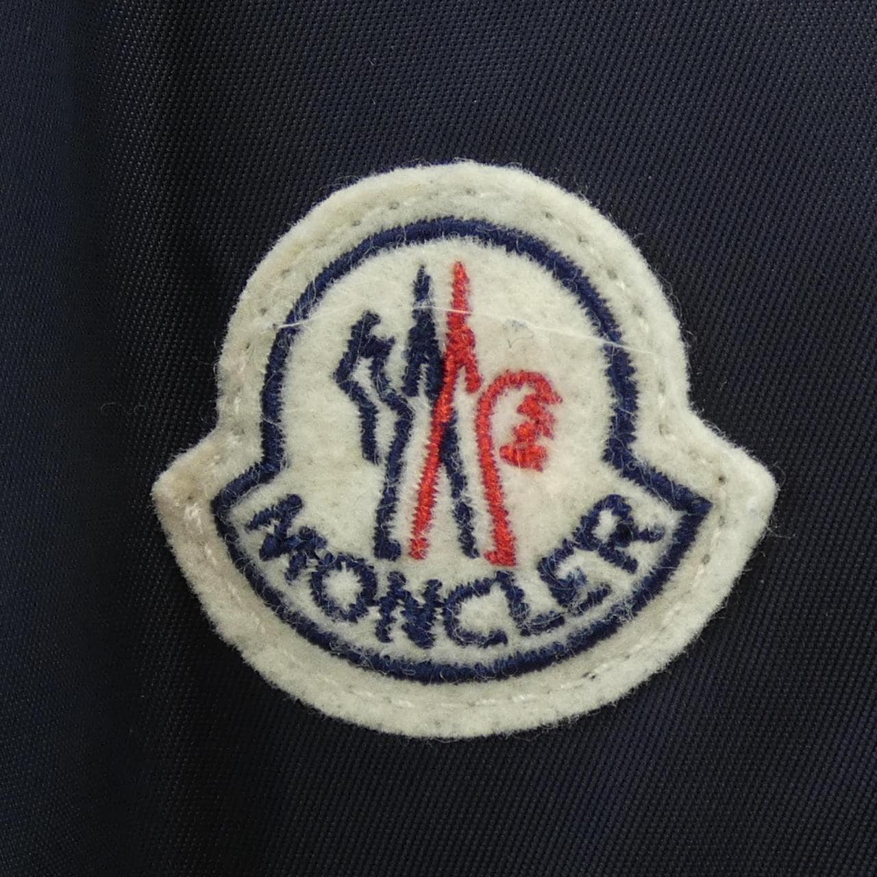 モンクレール MONCLER FATSIAN ダウンジャケット