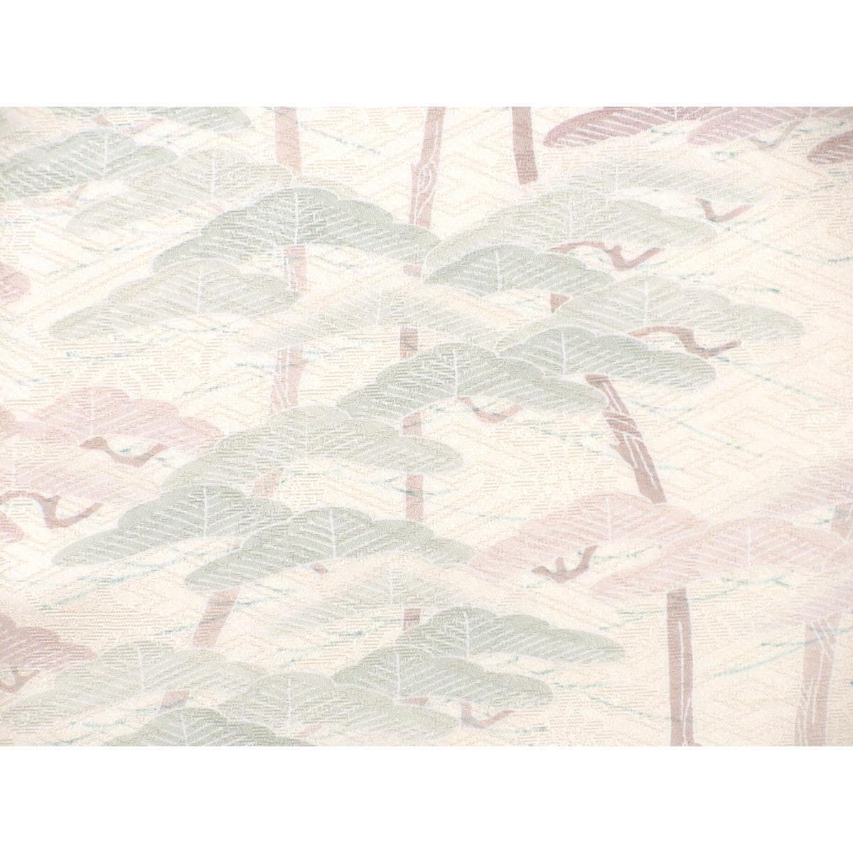 Visiting Kimono with a Round Hawk Feather Design