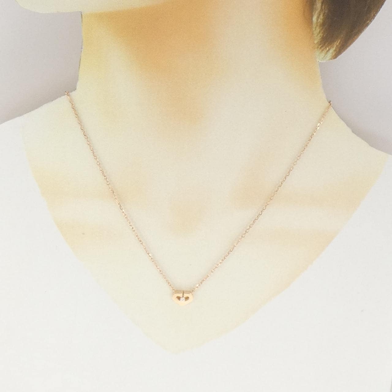 カルティエ Cハート スモール ネックレス