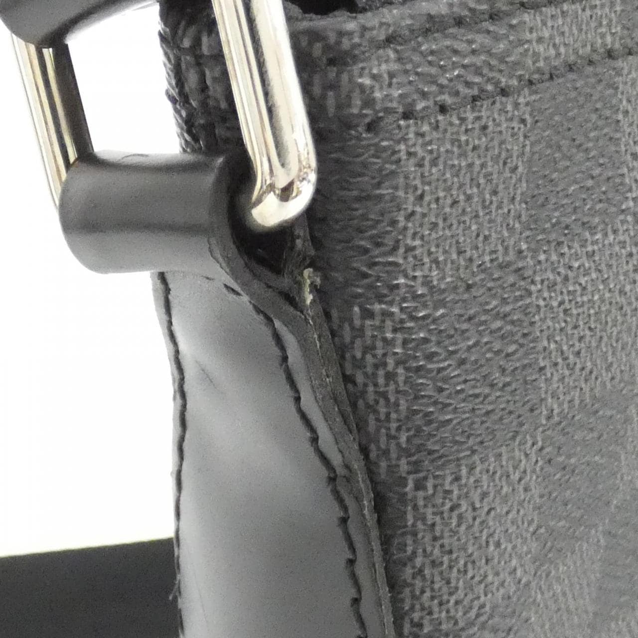 ルイヴィトン ダミエ グラフィット ミック PM N41211 ショルダーバッグ