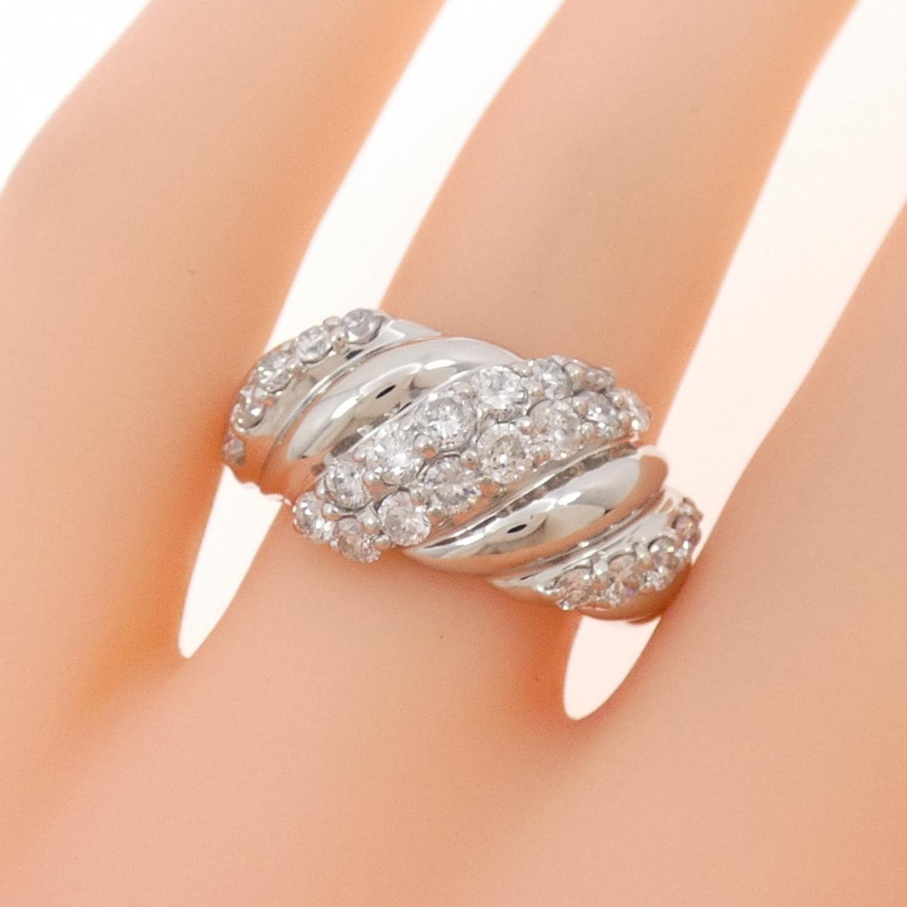 PT900 ダイヤモンド リング 1.03CT