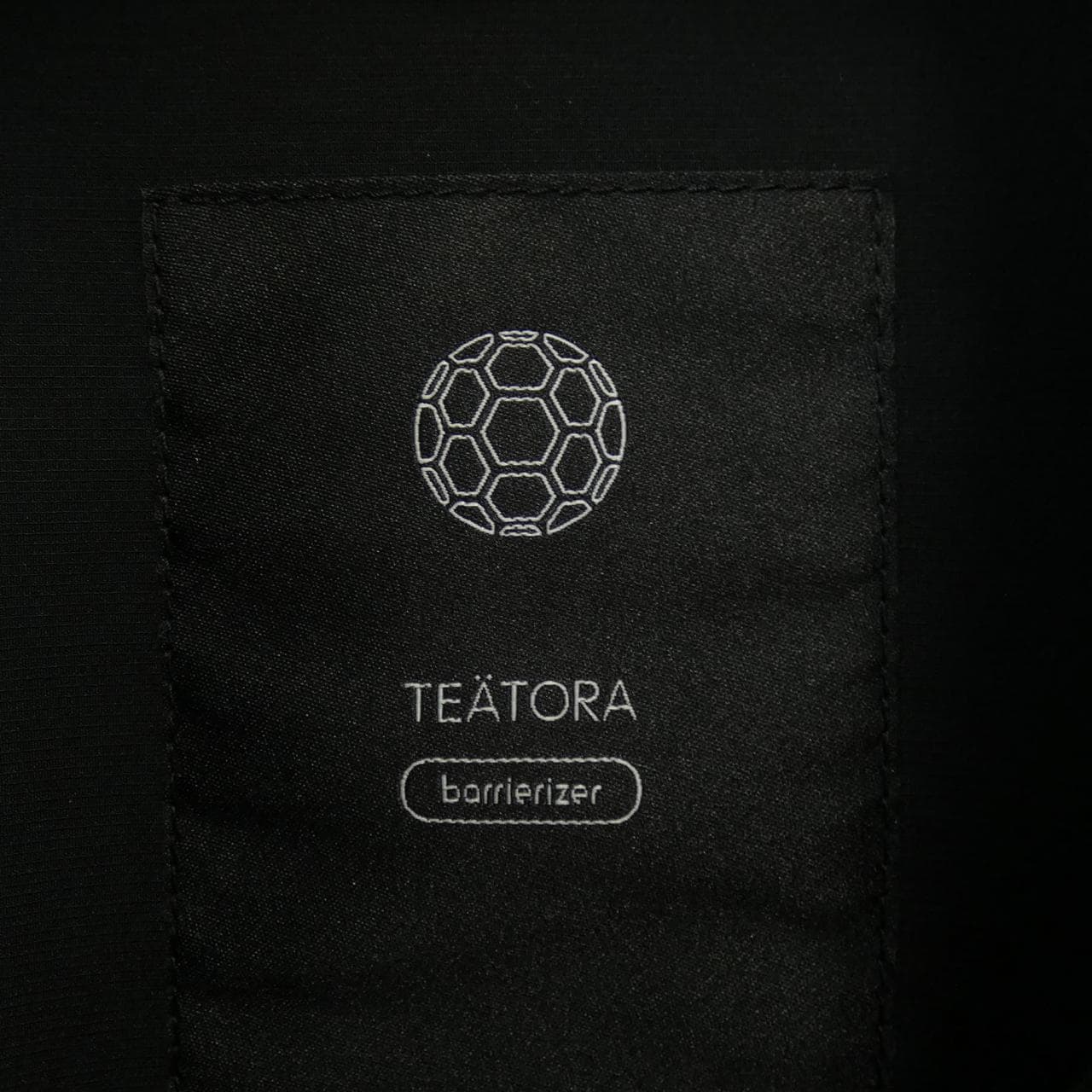 テアトラ TEATORA シャツ