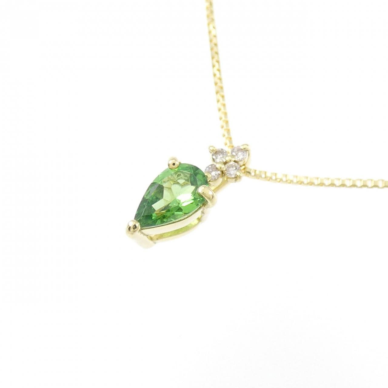 [BRAND NEW] K18YG Green Garnet Necklace 0.20CT