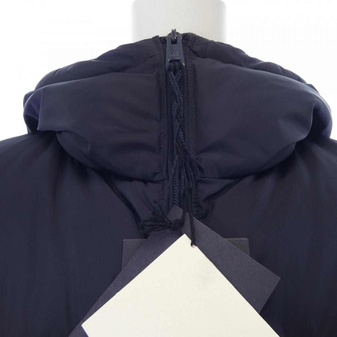 プラダ PRADA トライアングルロゴ 29F430 S192 1WQ9 ダウンコート