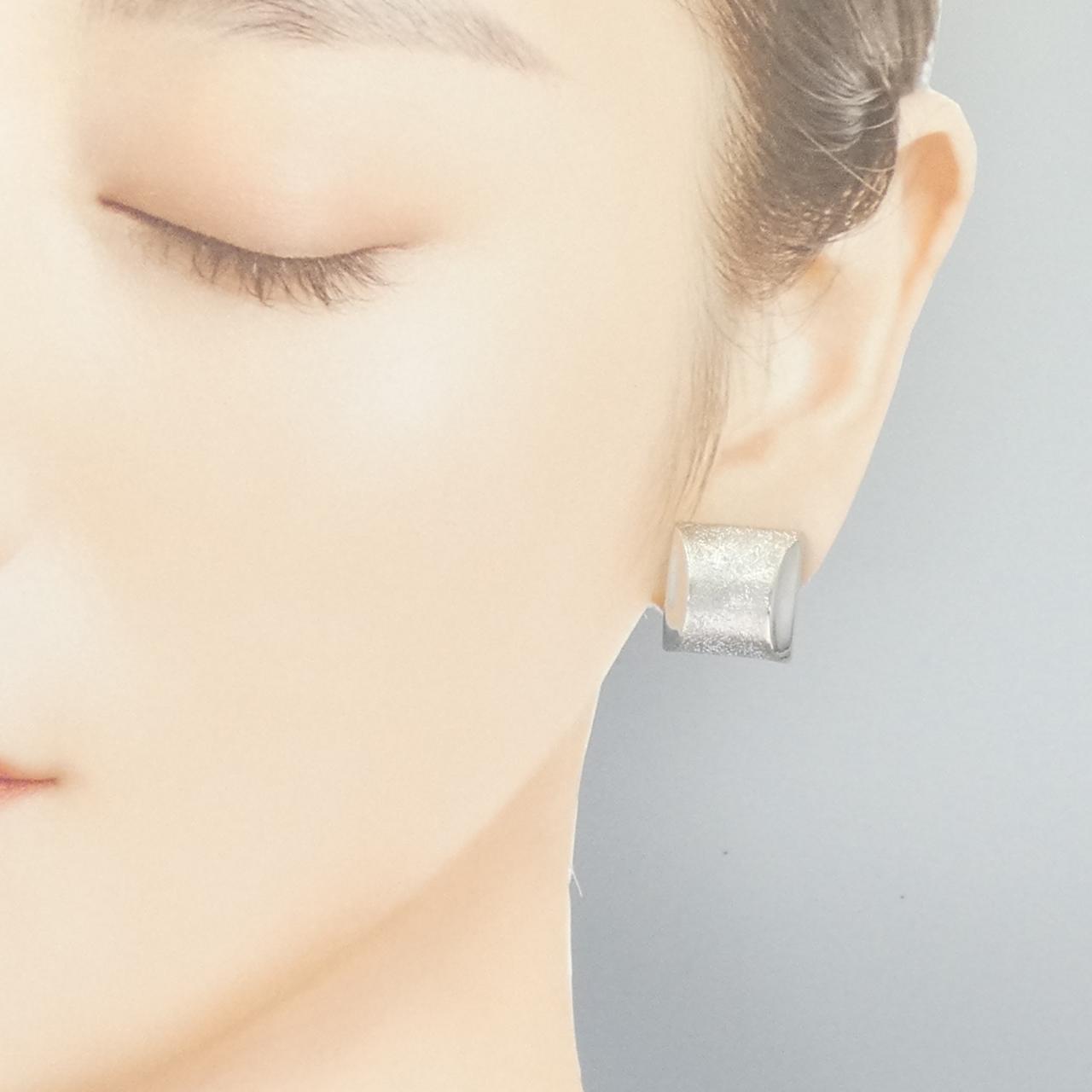 ウノアエレ 750WG イヤリング