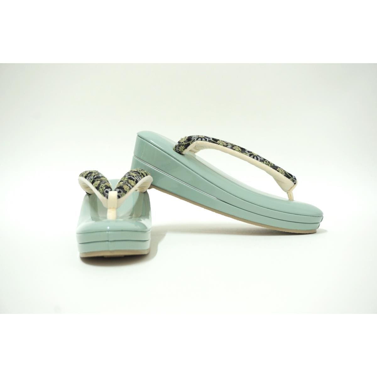 【新品】女草履　インドレース　Ｆサイズ