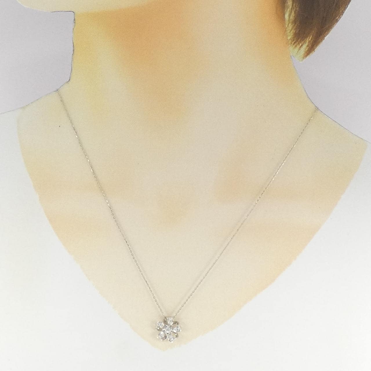 フェスタリア フラワー ダイヤモンド ネックレス 0.088CT