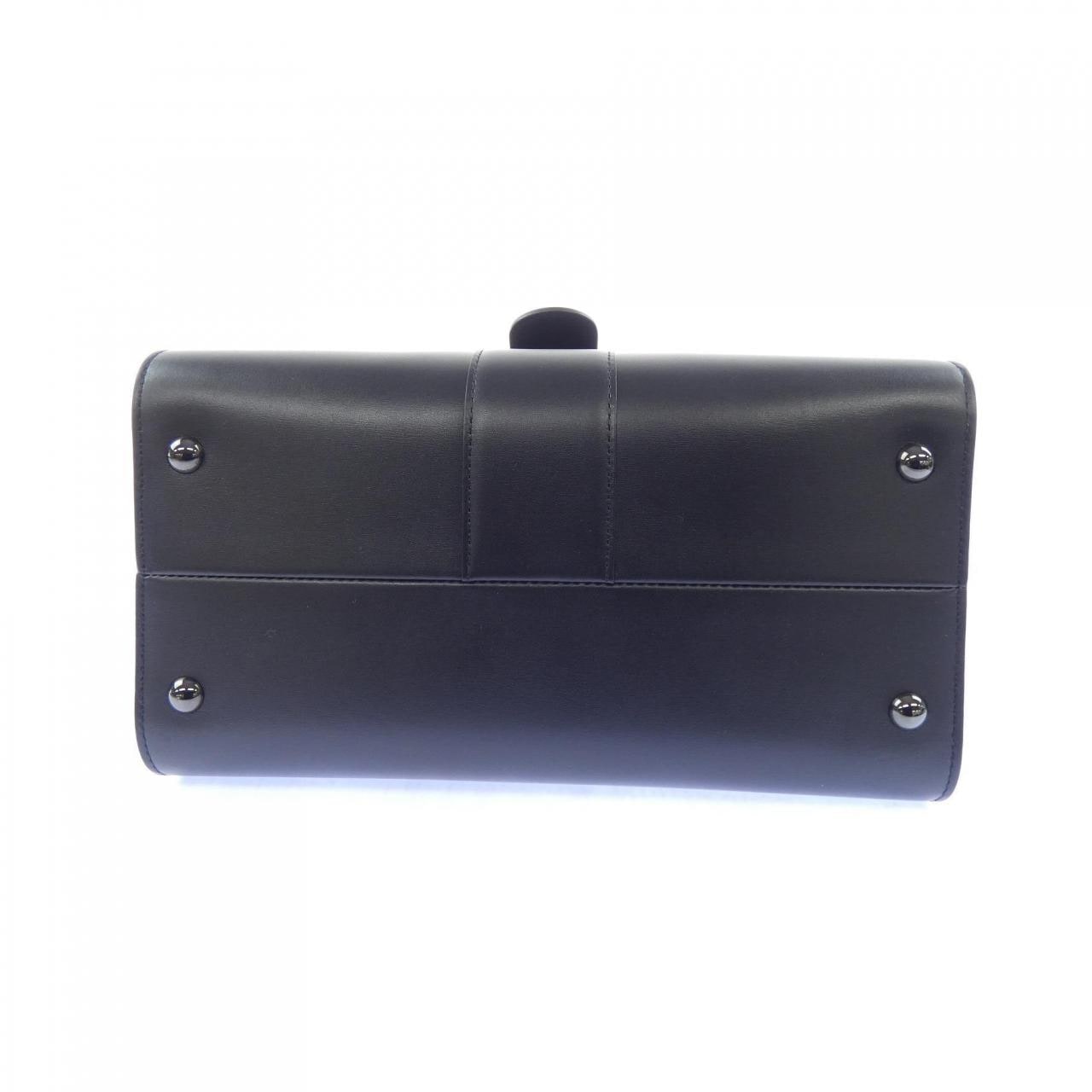 デルボー DELVAUX L'HUMOUR RENE MAGRITTE BAG