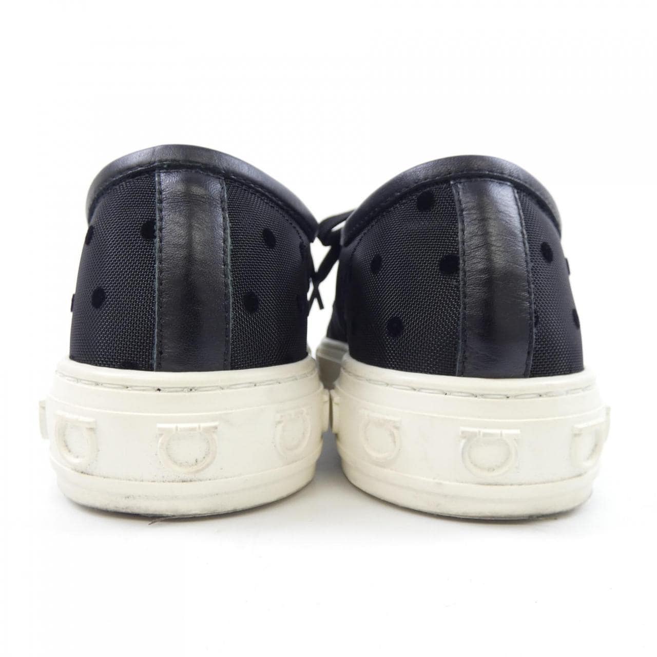 サルヴァトーレフェラガモ SALVATORE FERRAGAMO スニーカー