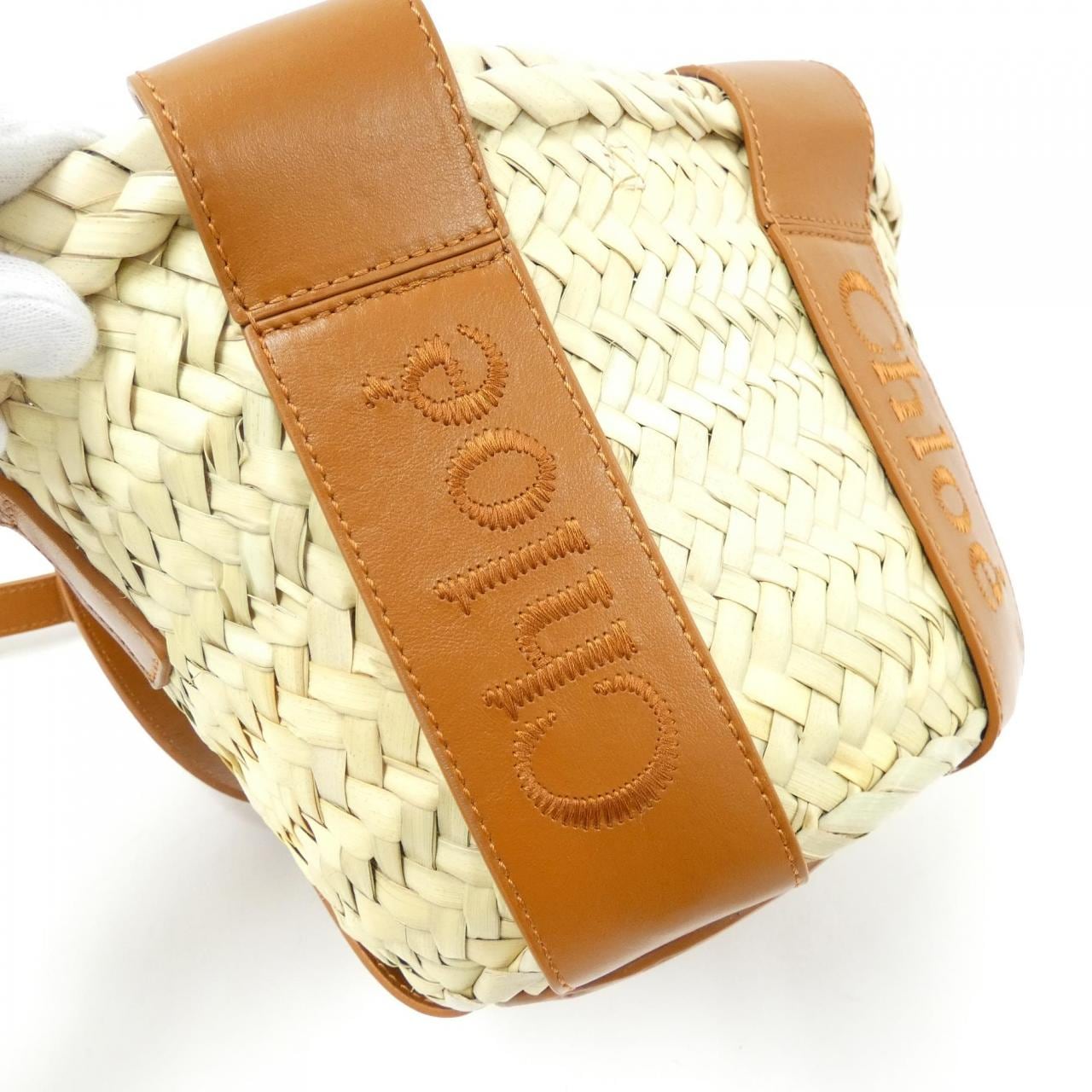 [BRAND NEW] Chloe Chloe Sense Small Basket CHC23SS304 J66 Bag