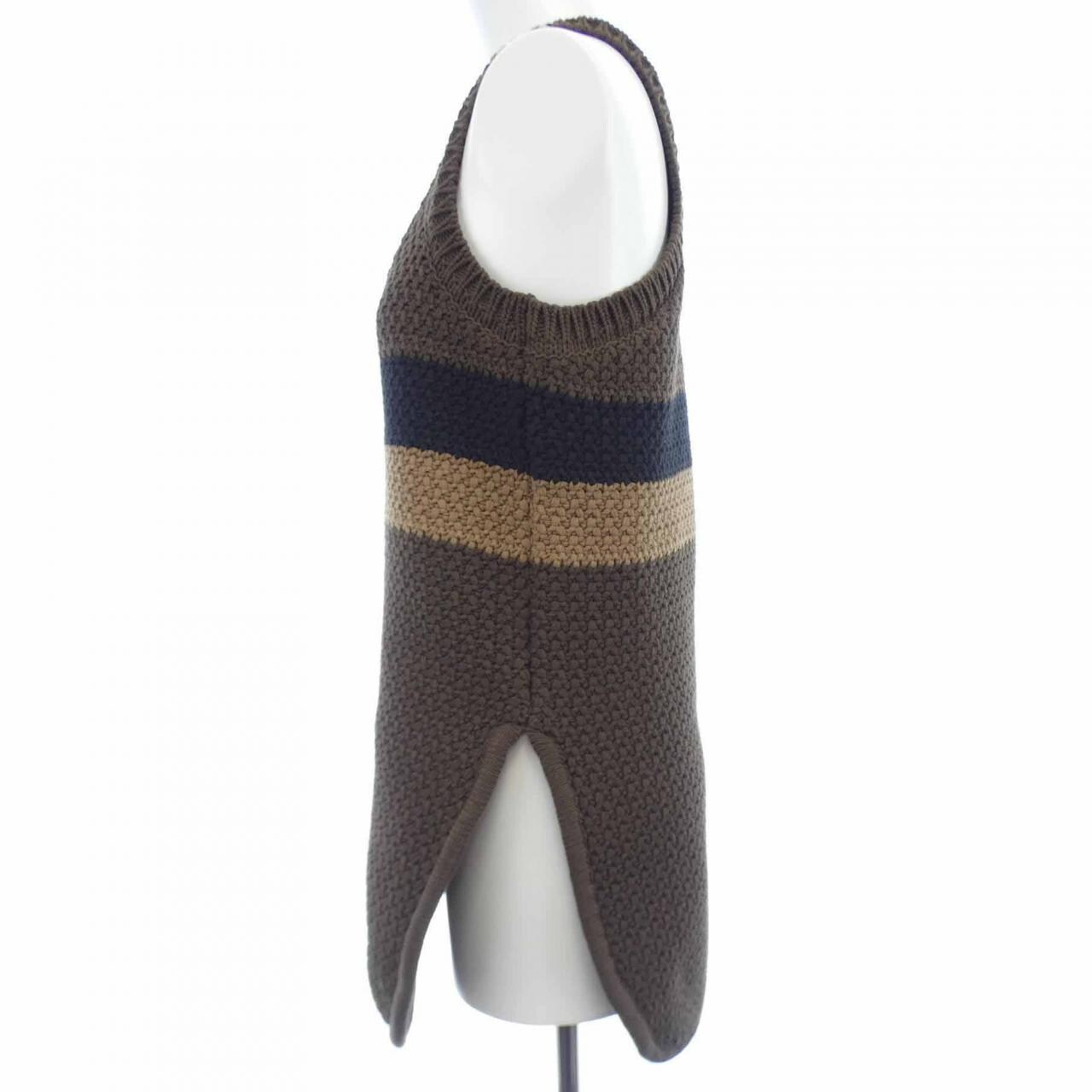 フェンディ FENDI ベスト