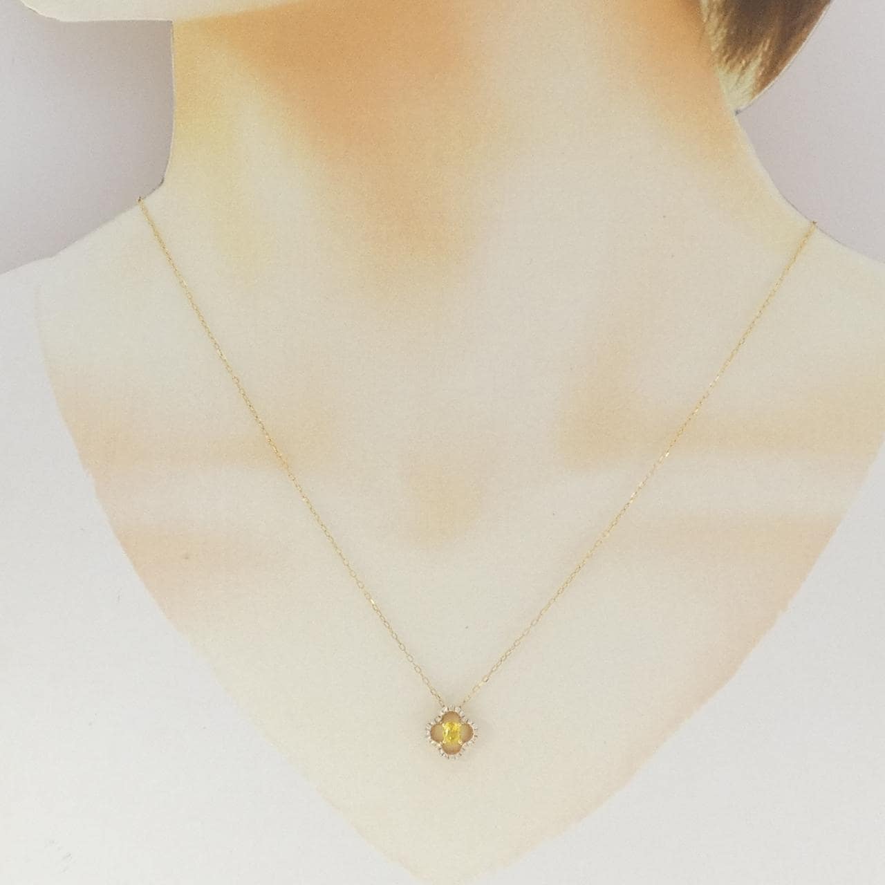 K18YG フラワー サファイヤ ネックレス 0.27CT