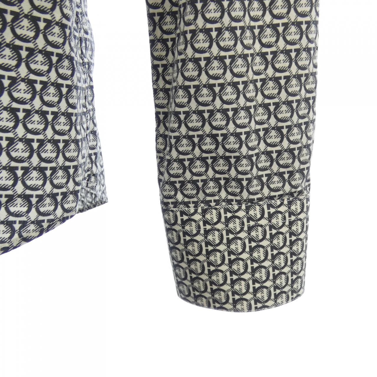 サルヴァトーレフェラガモ SALVATORE FERRAGAMO シャツ