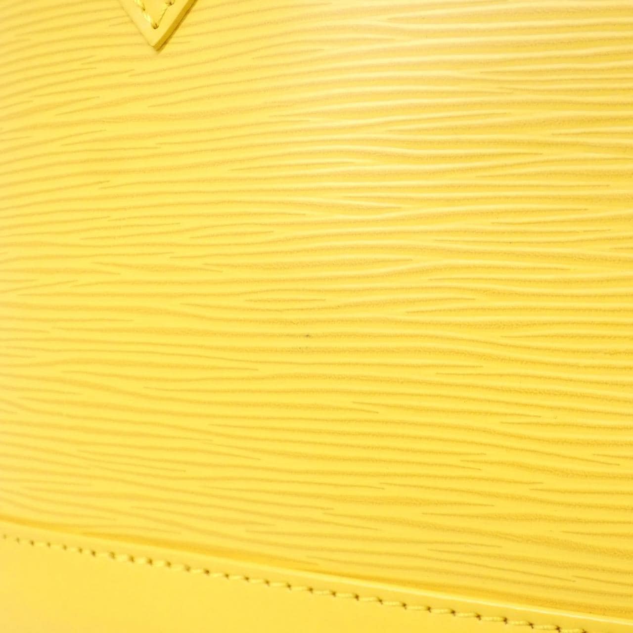 ルイヴィトン エピ アルマBB M40866 バッグ