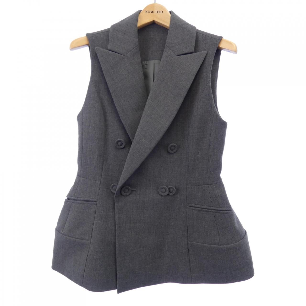 シーニュ Cygne ベスト