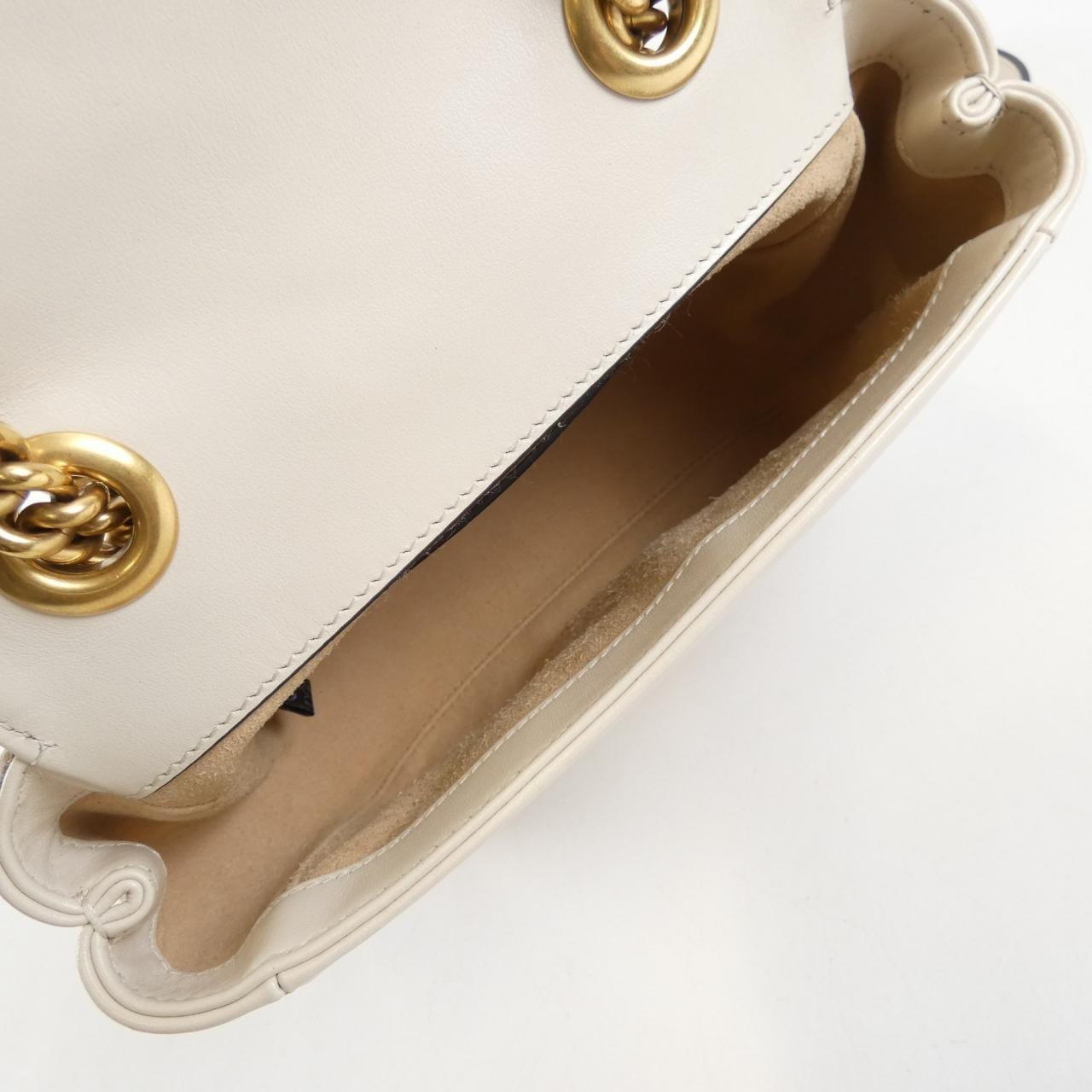 グッチ GG マーモント739682 AABZC ショルダーバッグ