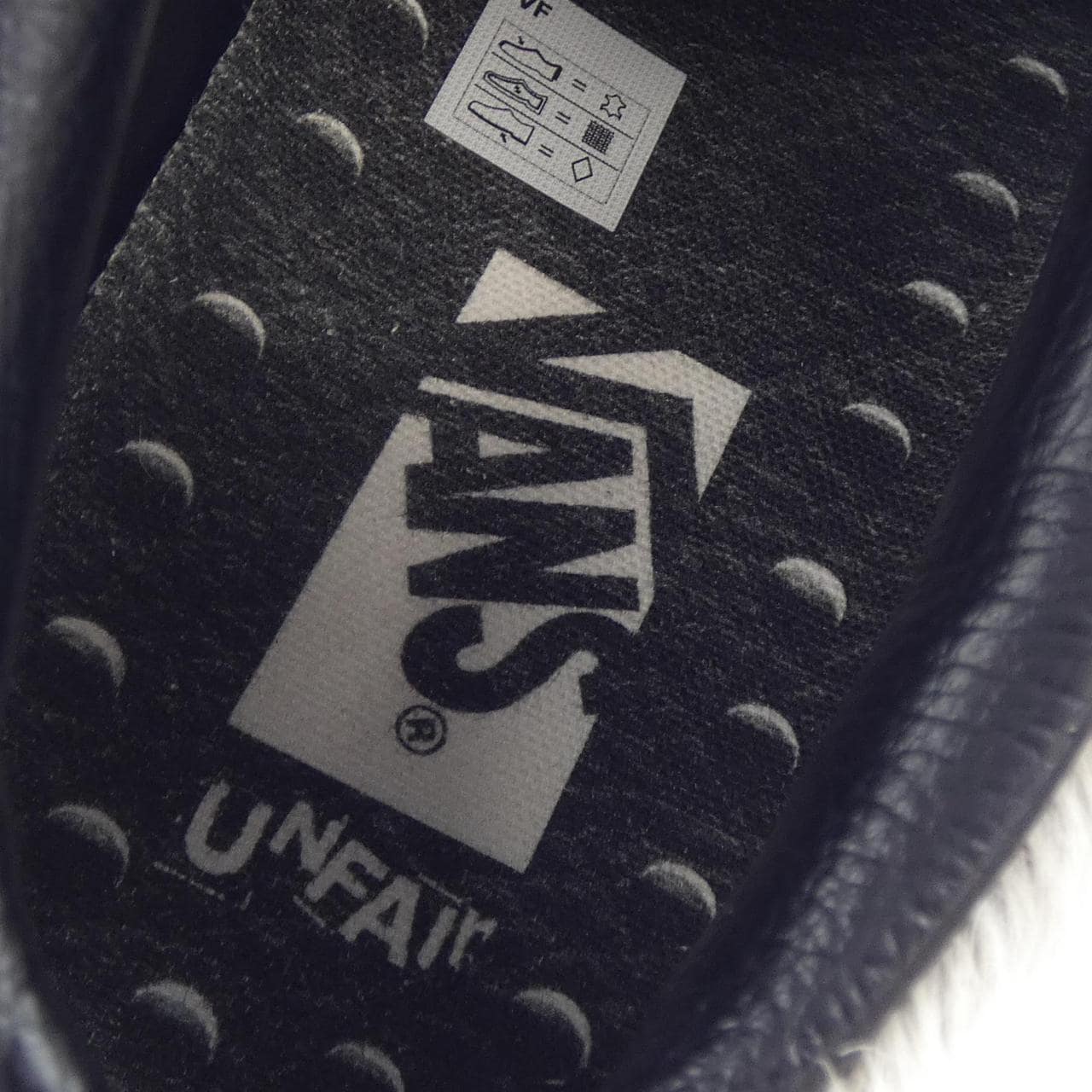 バンズ VANS スニーカー