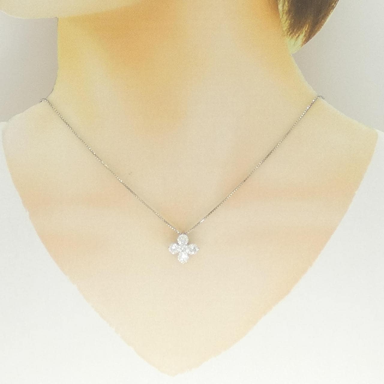 PT900/PT850 フラワー ダイヤモンド ネックレス 2.013CT