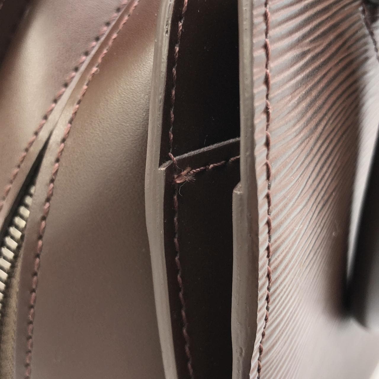 ルイヴィトン エピ ポンヌフ M5205D バッグ