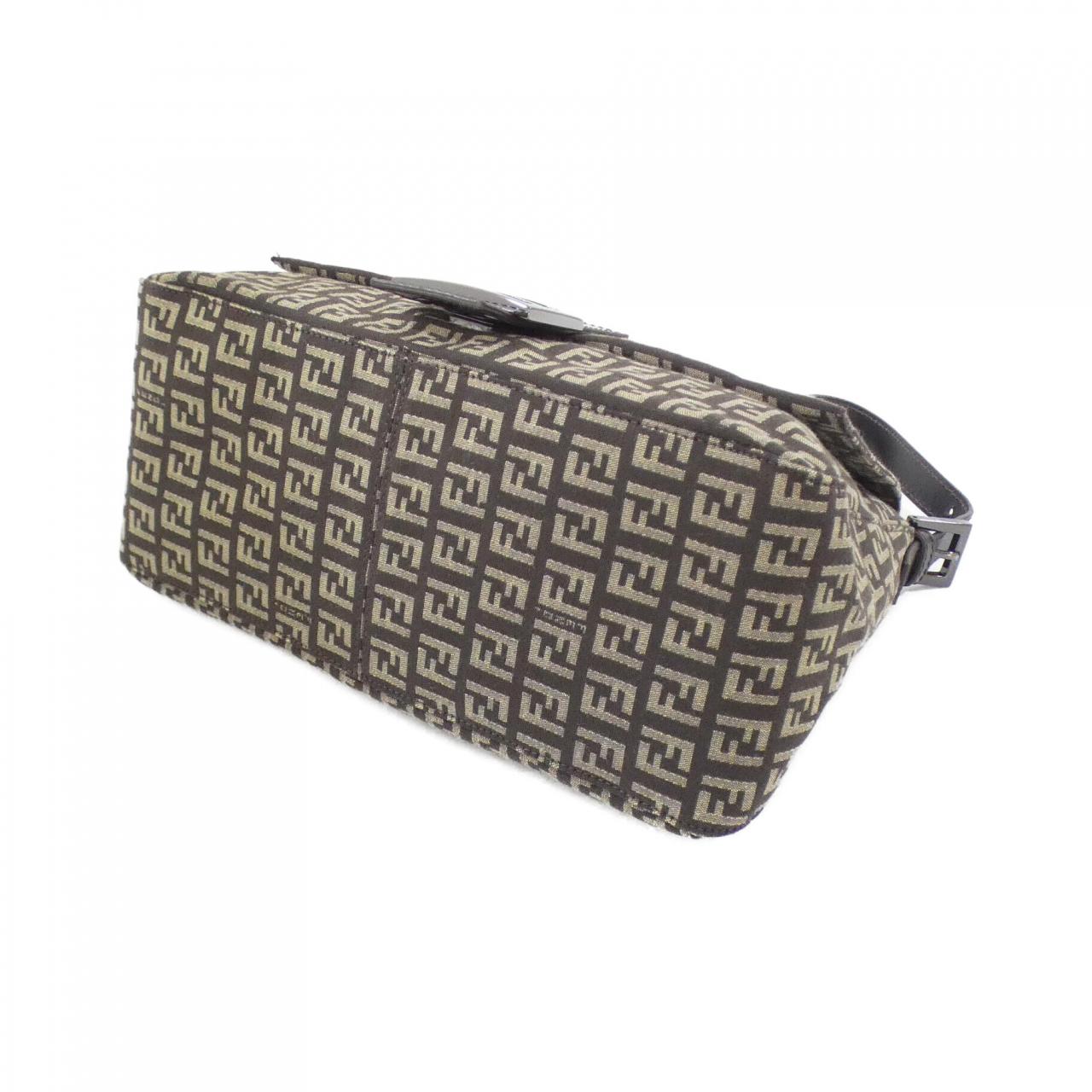 vintage FENDI Mamma Baguette 8BR001 JQ4 单肩包