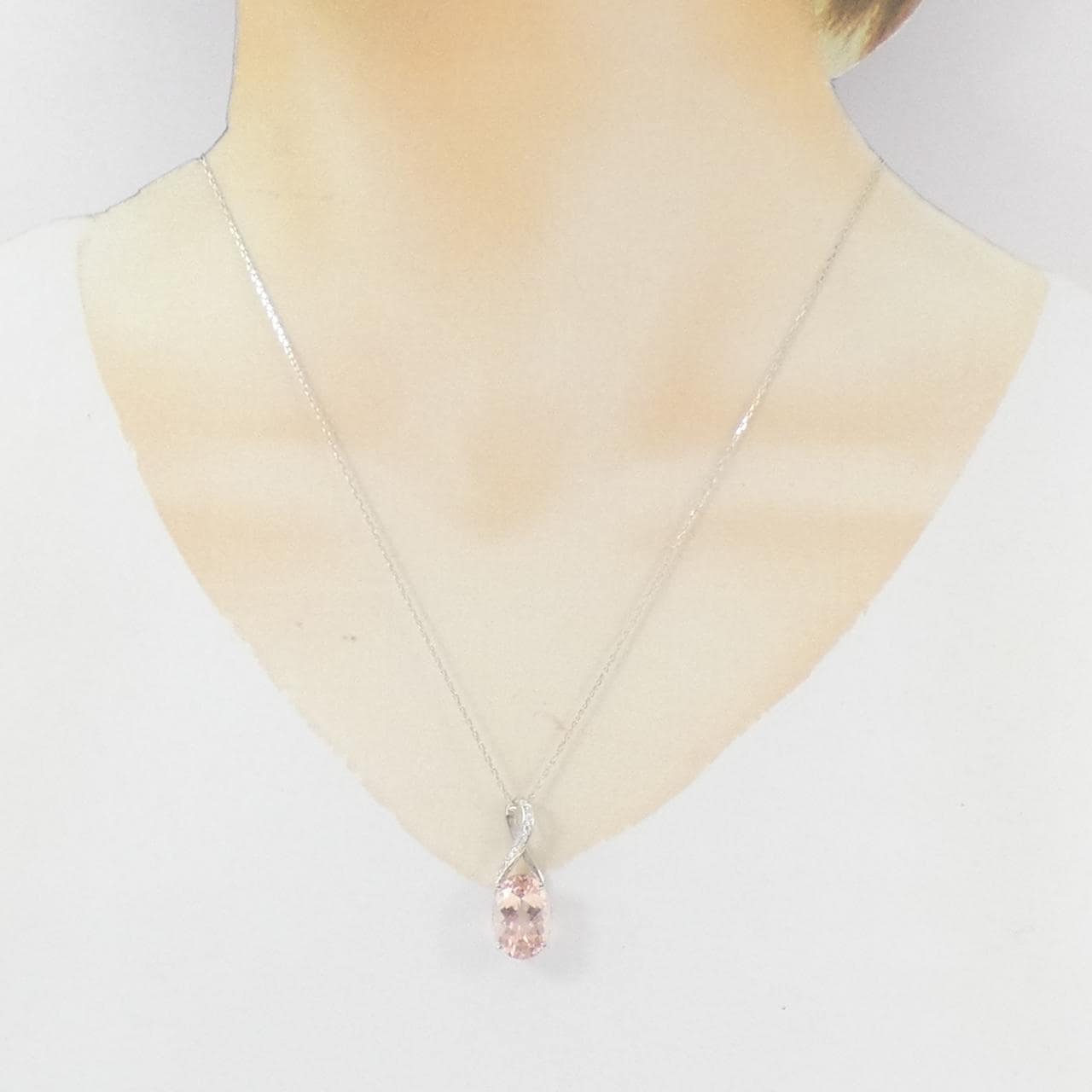 タサキ モルガナイト ネックレス 5.26CT