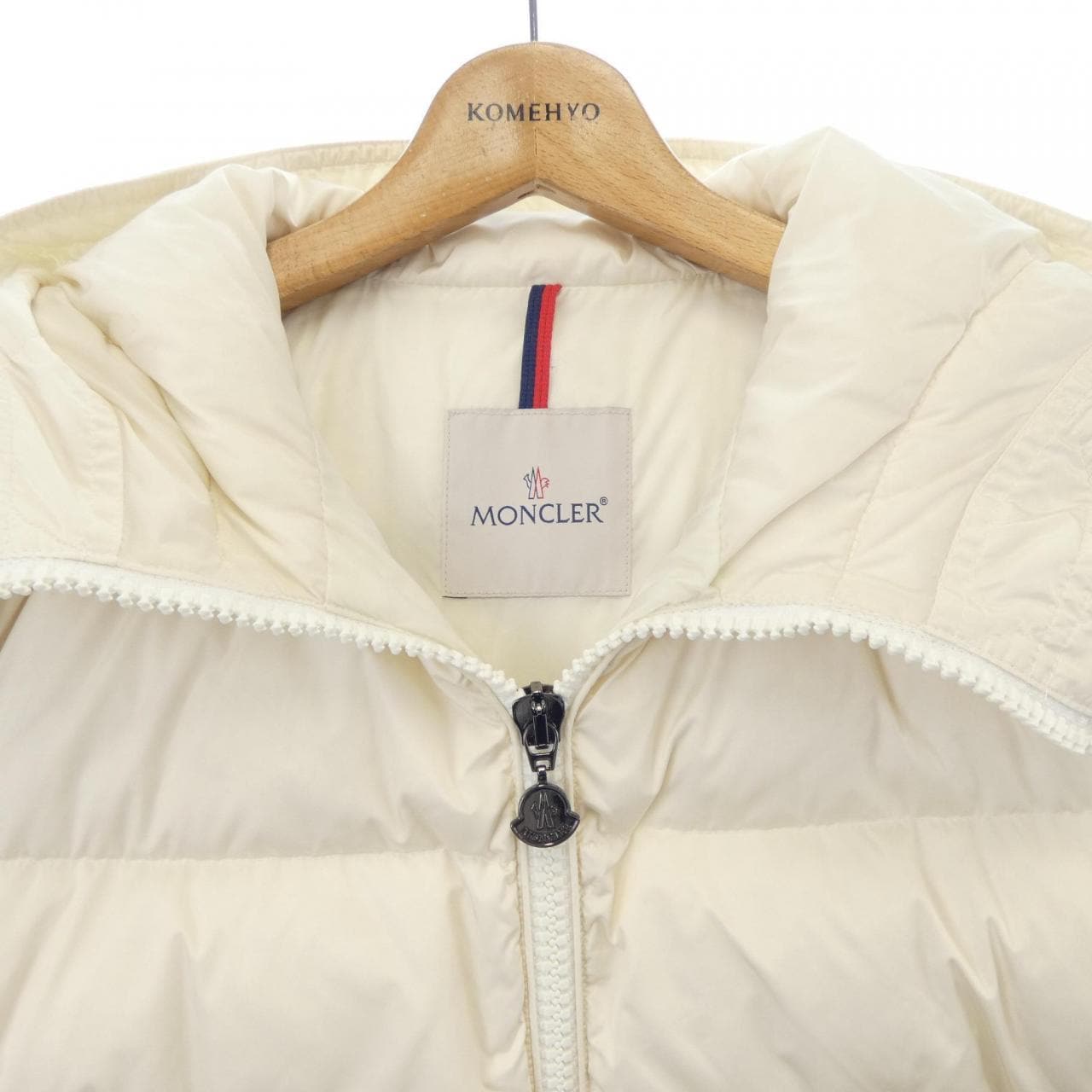 モンクレール MONCLER NESEA ダウンジャケット