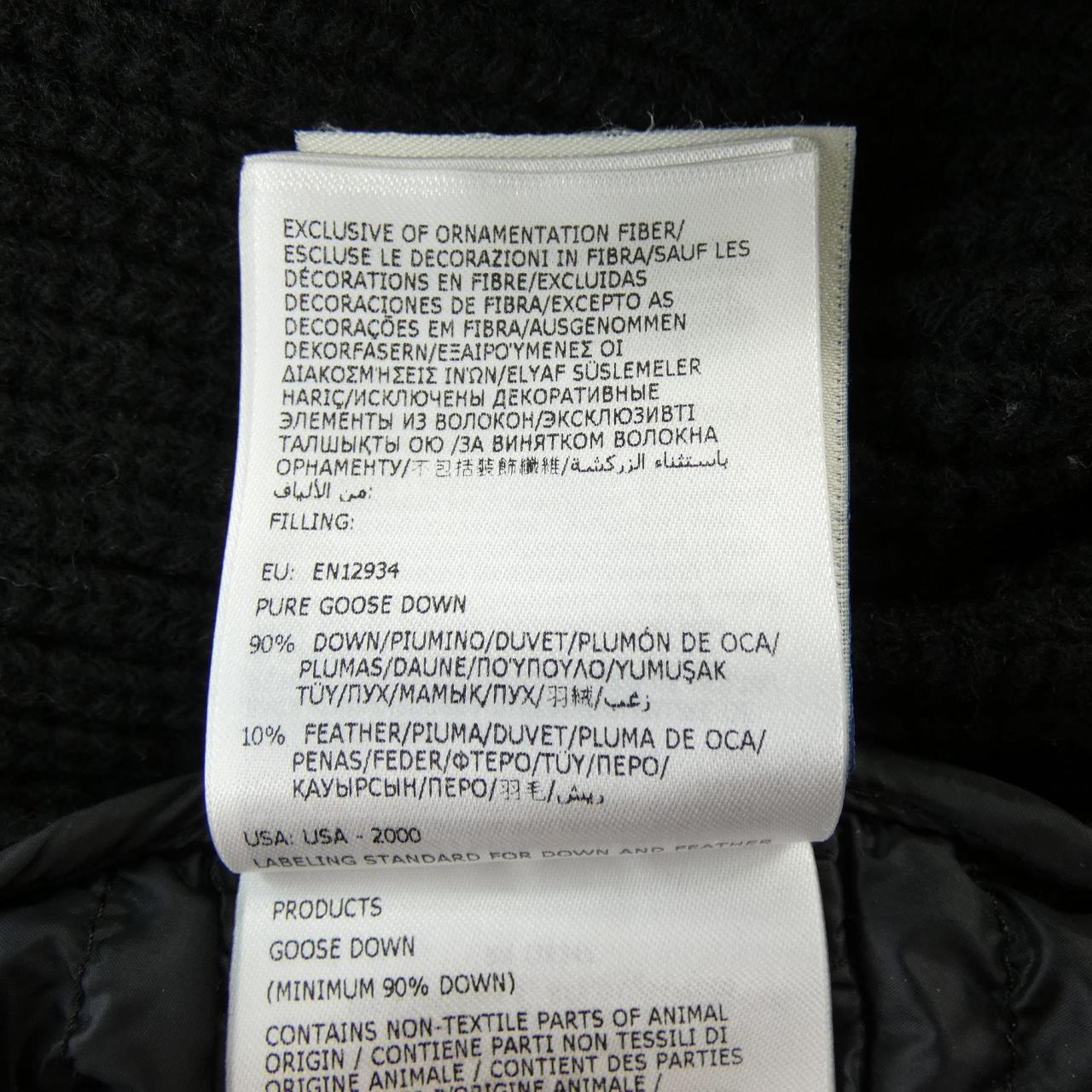 モンクレール MONCLER 20939B00009 ダウンコート