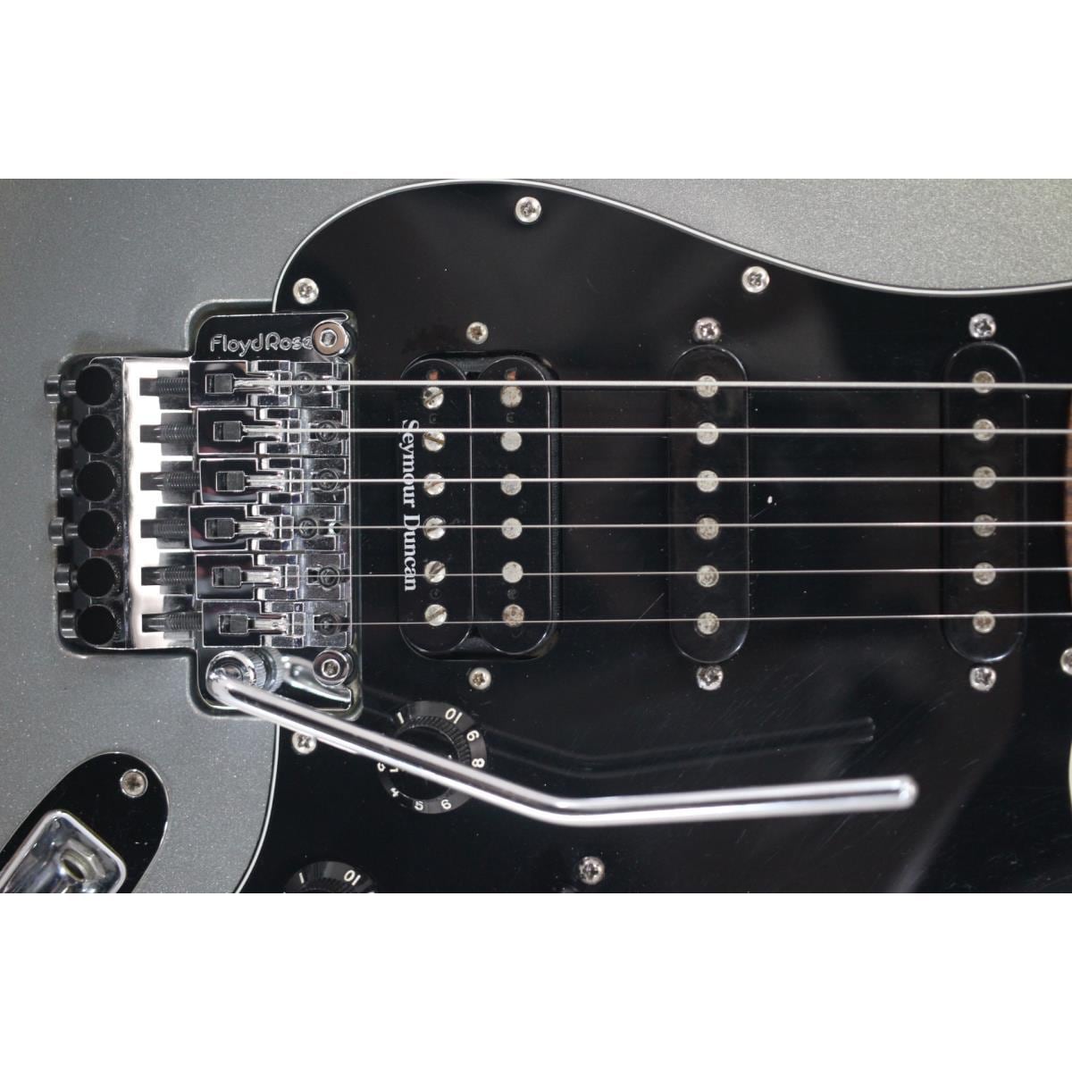 FENDER Blacktop Strat HH Floyd Rose 【HSS MOD!】