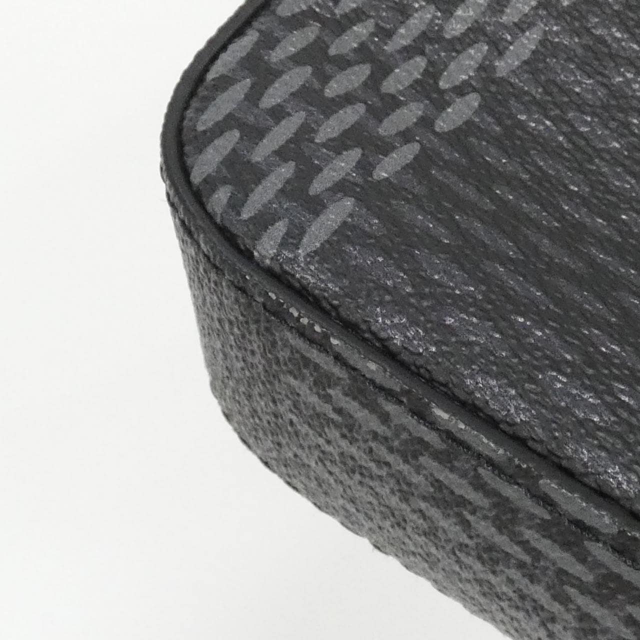 ルイヴィトン ダミエ グラフィット 3D トリオ メッセンジャー N50017 ショルダーバッグ