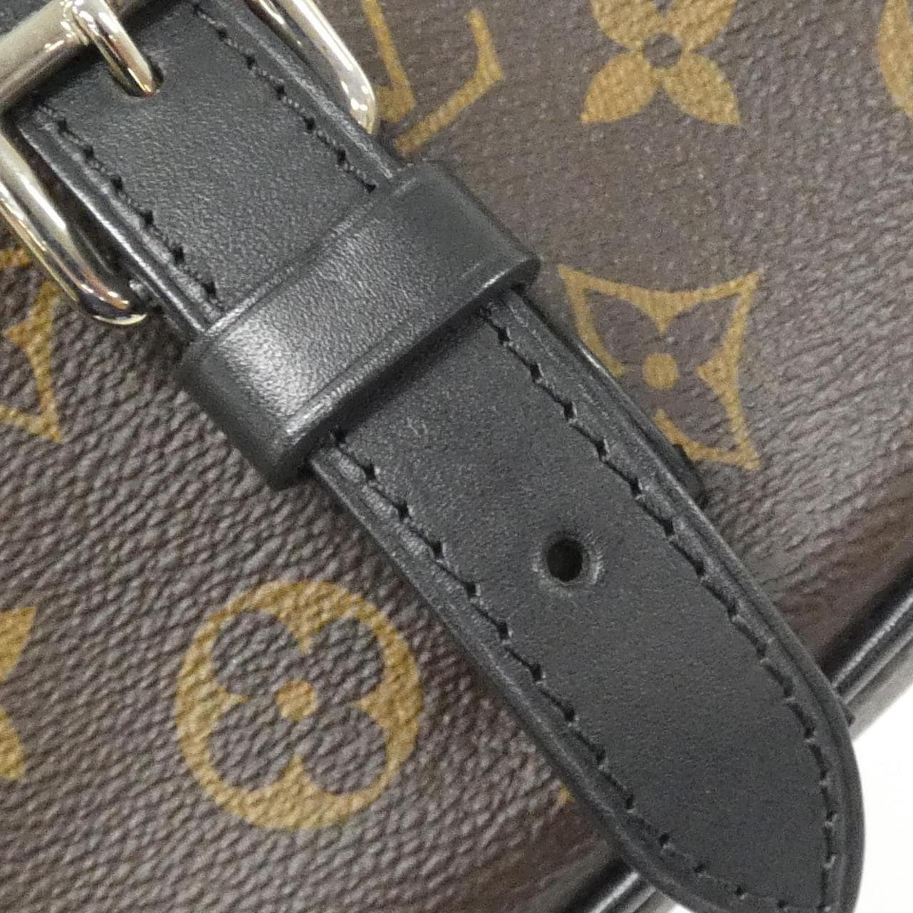 ルイヴィトン モノグラム マカサー クリストファー メッセンジャー M41643 ショルダーバッグ