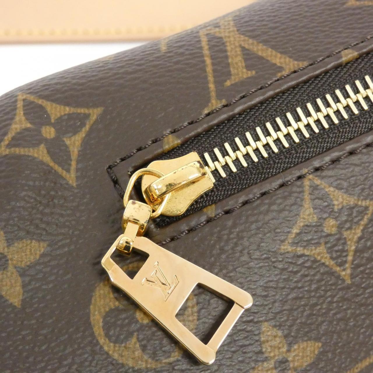 LOUIS VUITTON Monogram Bum Bag M43644 Shoulder Bag