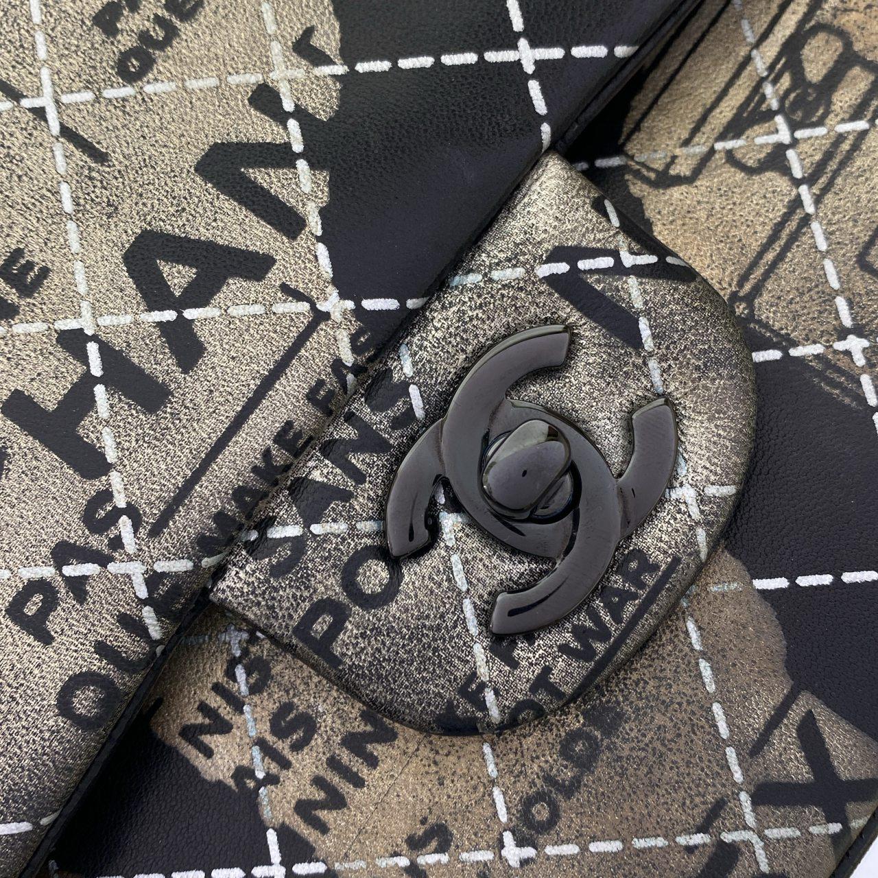 シャネル ショルダーバッグ