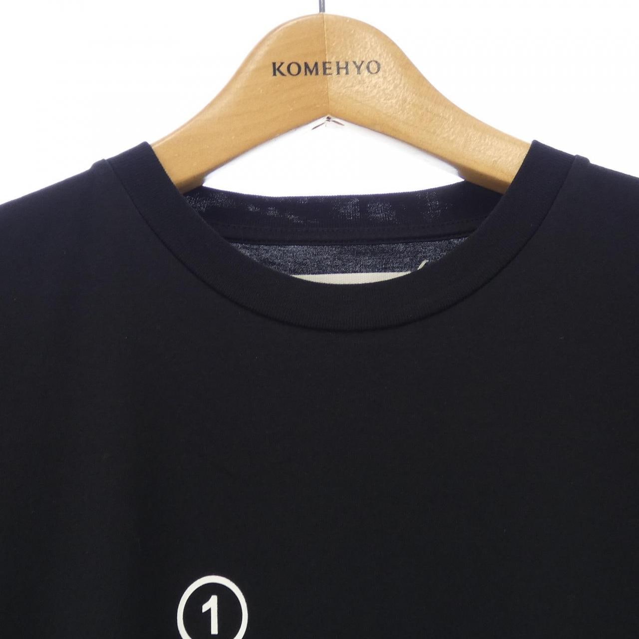 メゾンマルジェラ Maison Margiela Tシャツ