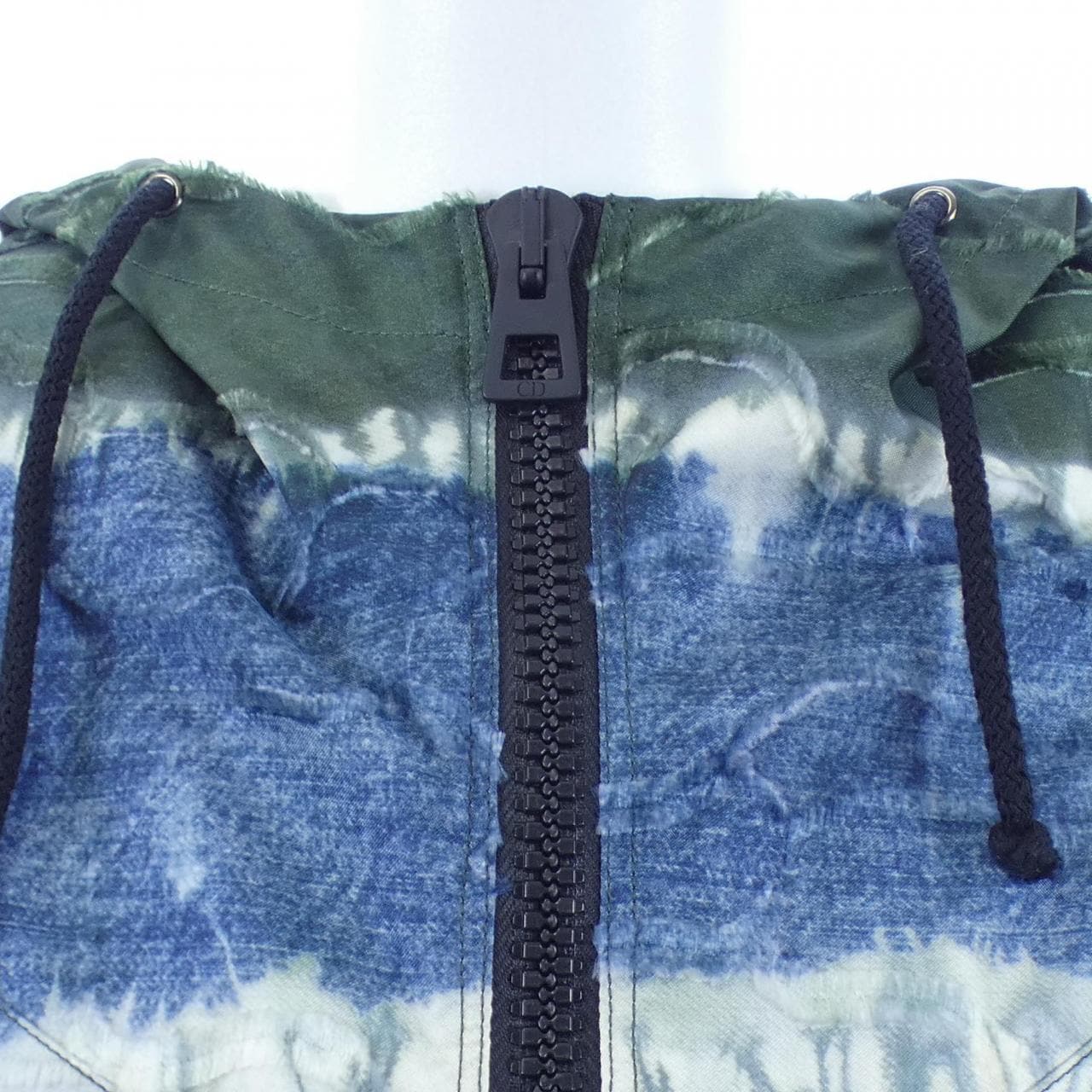 クリスチャンディオール CHRISTIAN DIOR アノラック 127C10A2974 パーカー