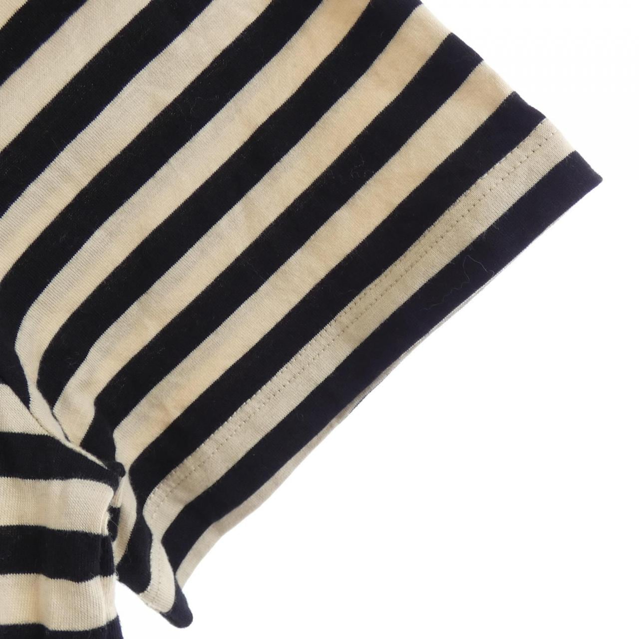 セリーヌ CELINE トリオンフ 2X58H250U Tシャツ