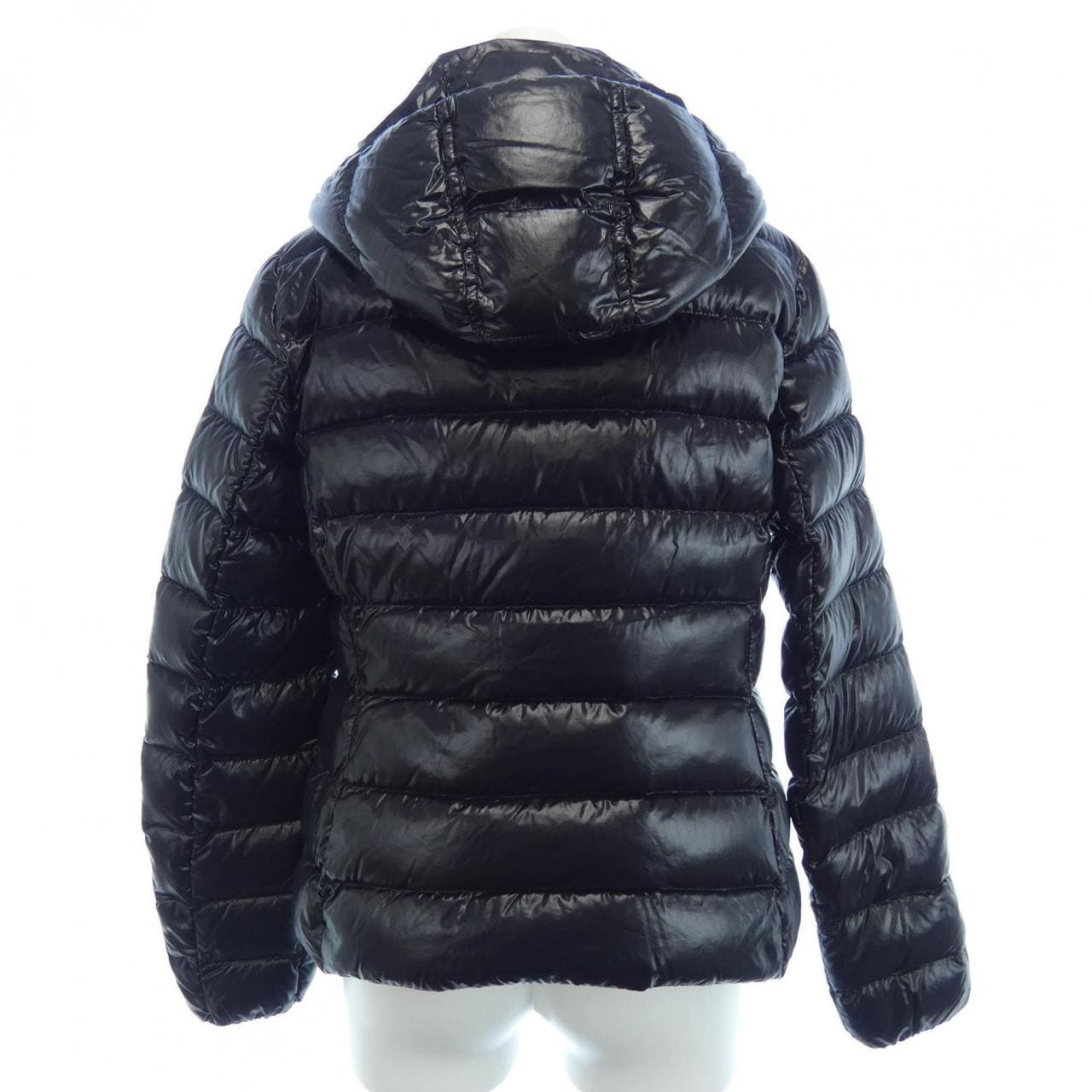 モンクレール MONCLER ダウンジャケット