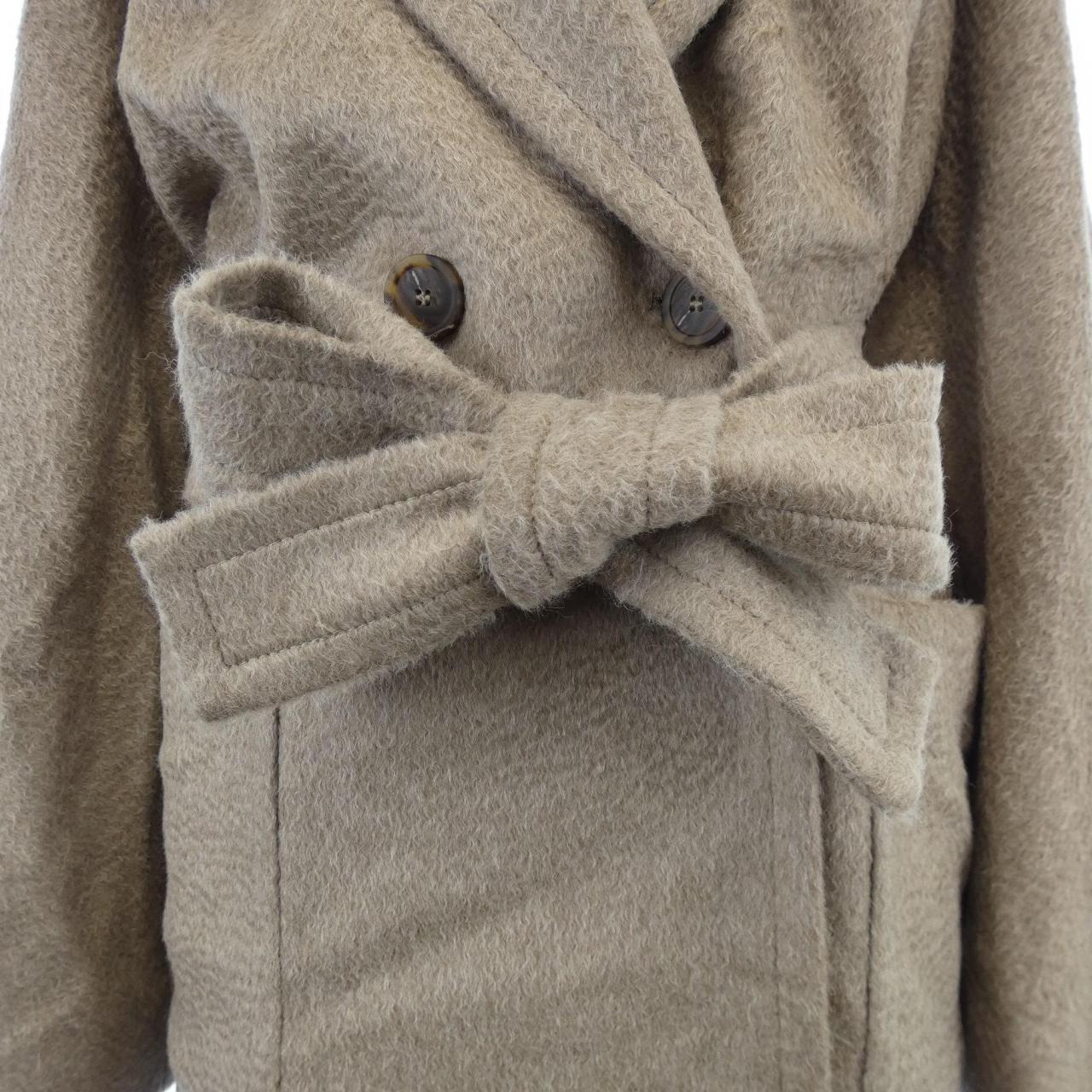TAGLIATORE coat