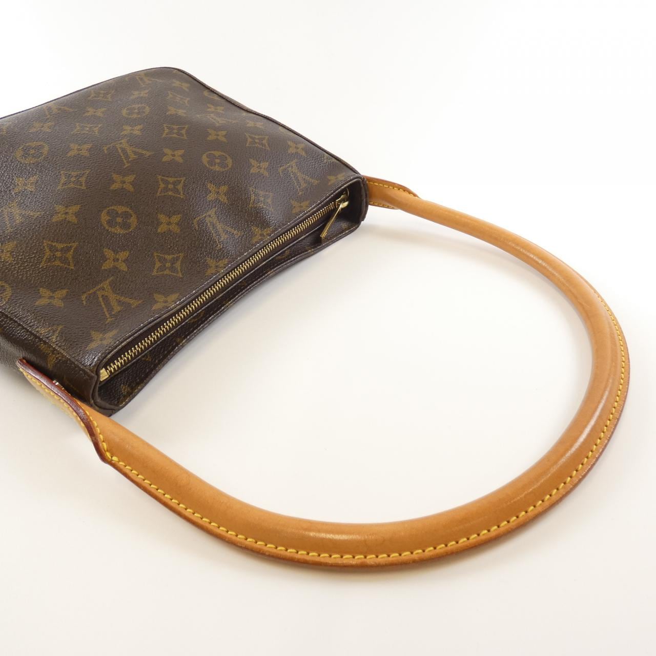 LOUIS VUITTON Monogram Looping MM M51146 Shoulder Bag