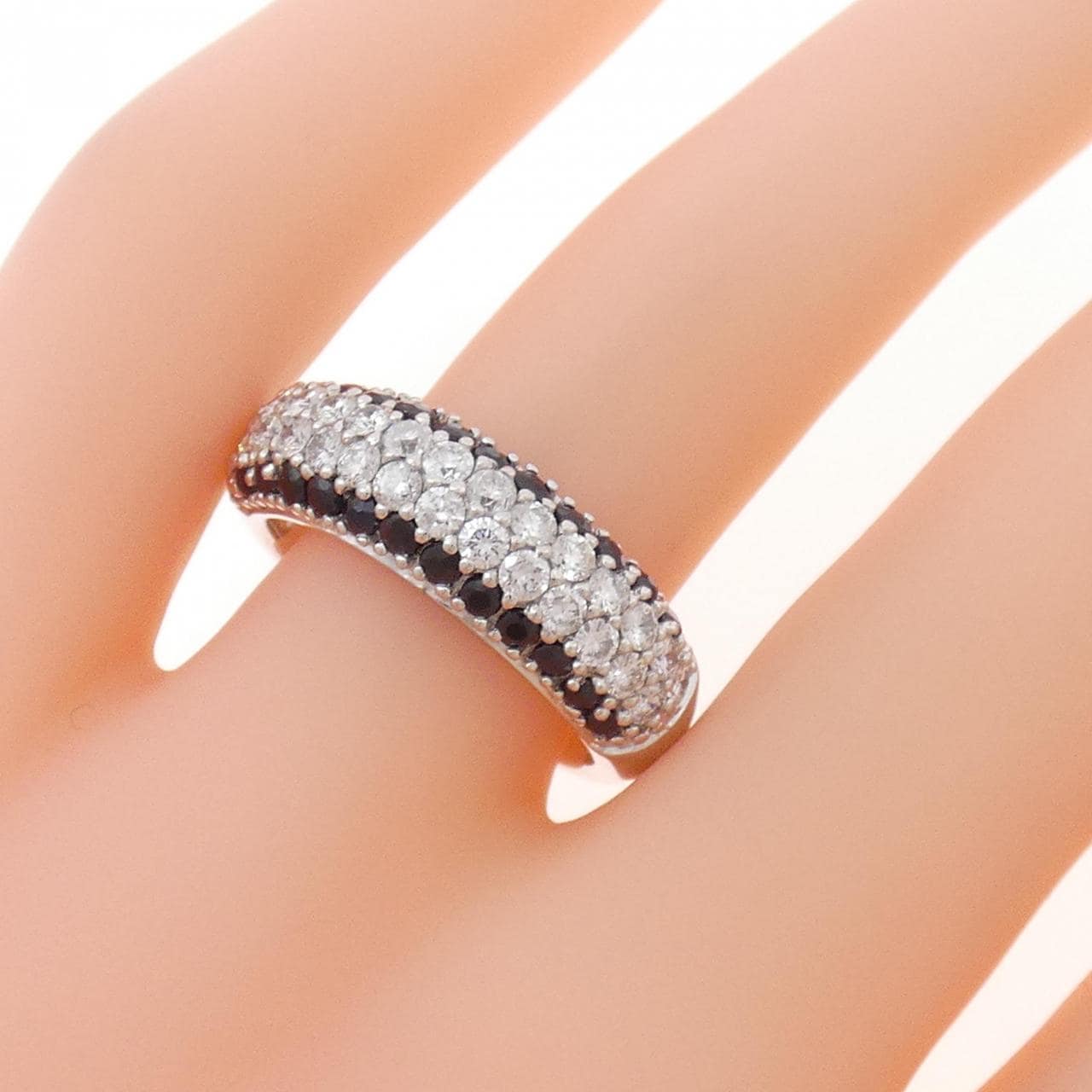 K18WG サファイヤ リング 0.81CT