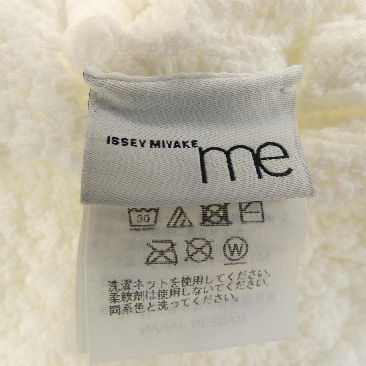 ミーイッセイミヤケ me ISSEY MIYAKE MI24FK369 トップス