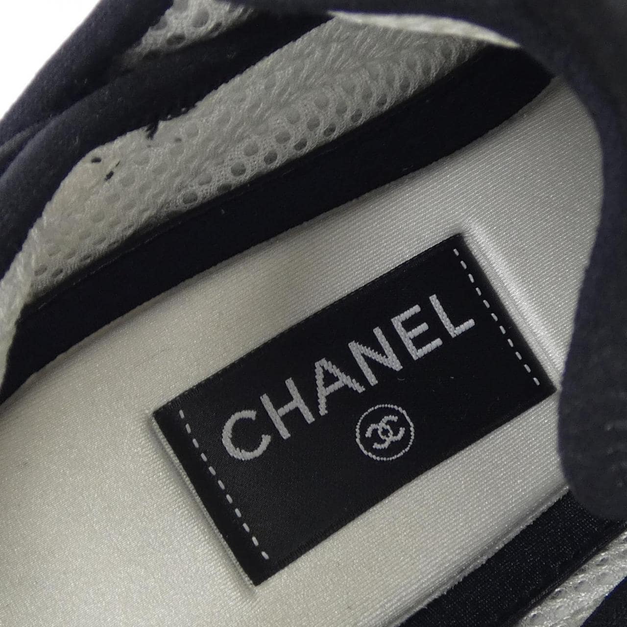シャネル CHANEL スニーカー