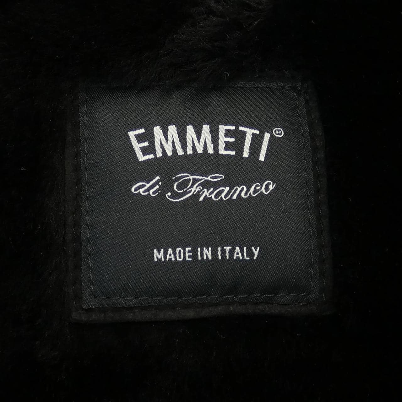 エンメティ EMMETI ムートンコート