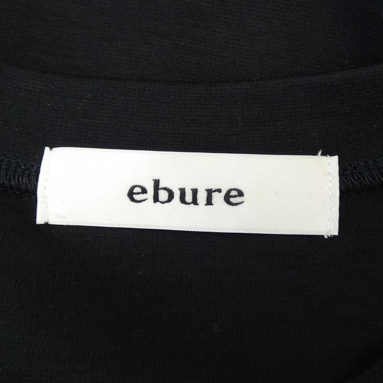 エブール ebure Tシャツ